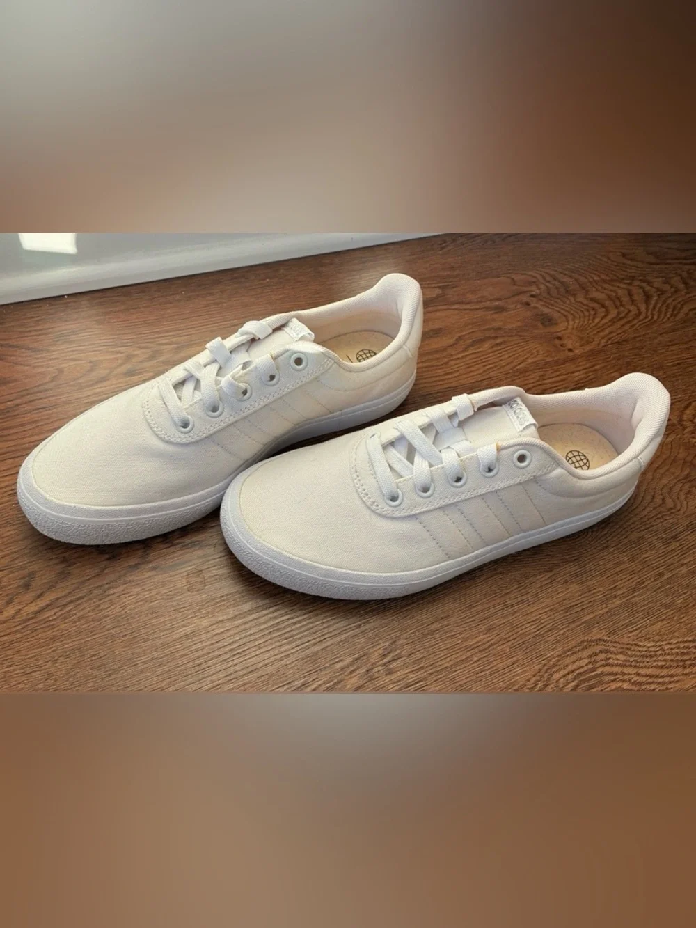 Adidas Vulc Raid3r White Canvas Sneakers Women’s Size 7